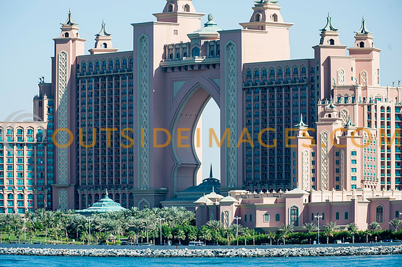 LV/WSTA DUBAI
