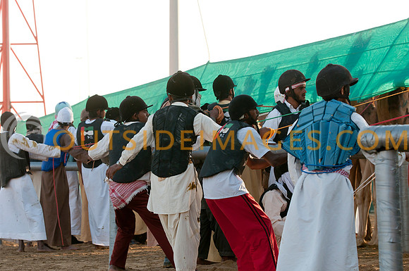 © WWW.OUTSIDEIMAGES.COM