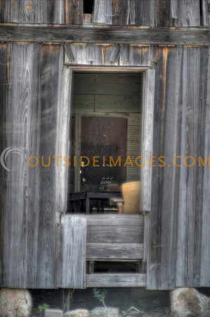 peytonschoolhouseexterior2