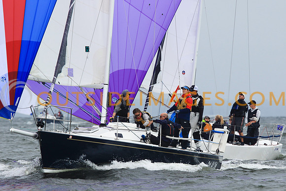 DuPont 13