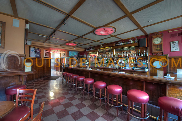 sams_bar2