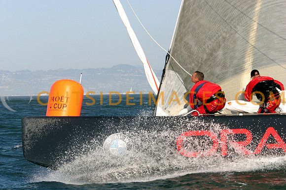 MoetBouy-bow