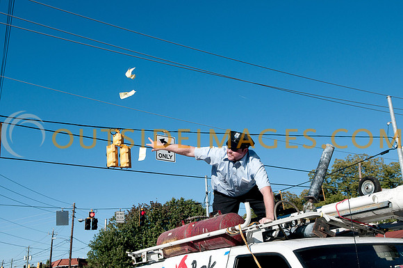 © WWW.OUTSIDEIMAGES.COM