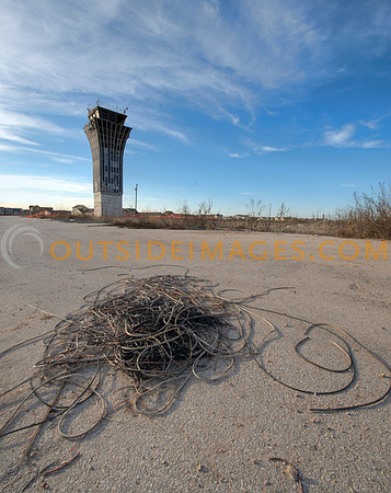 noel_wire