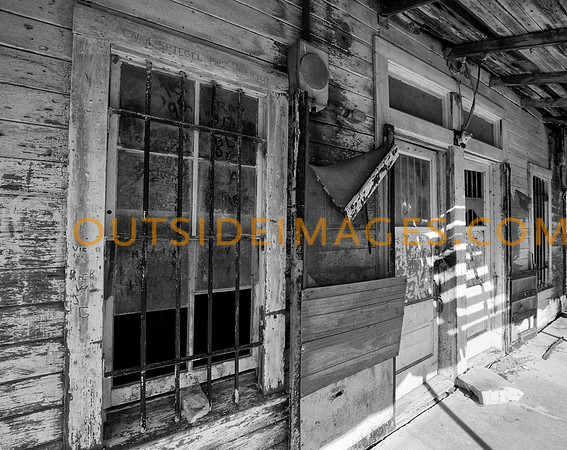 storefront (1)