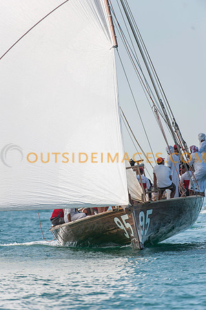 LV/WSTA DUBAI