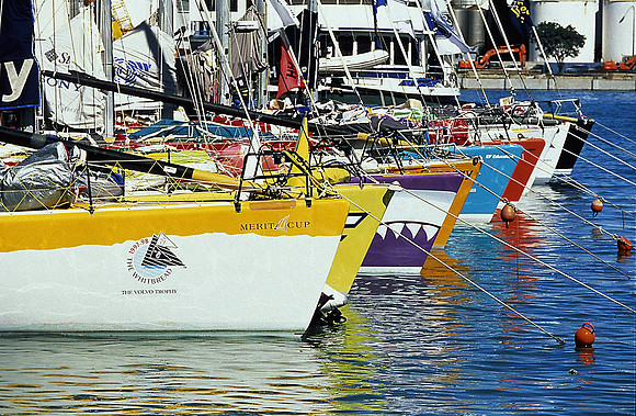 W60sBow